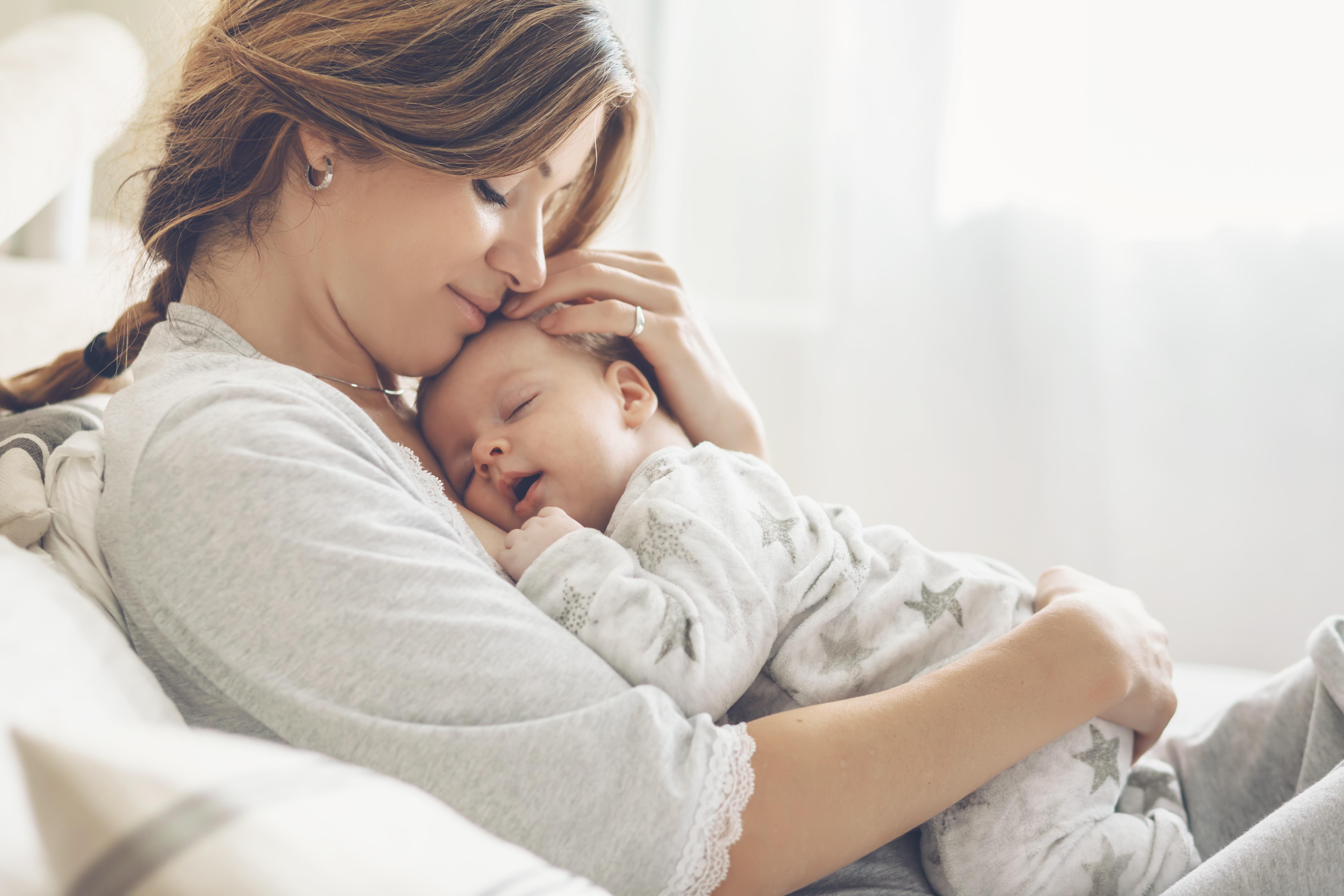Allianz Türkiye’den Yeni Anne Ve Babalara Uzman Bebek Hemşiresi Desteği