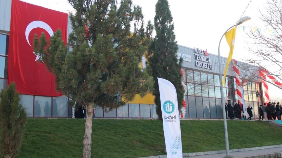 Malatya’da Genç Mucitler İçin Yeni Dönem: Milli Teknoloji Atölyesi Açıldı!