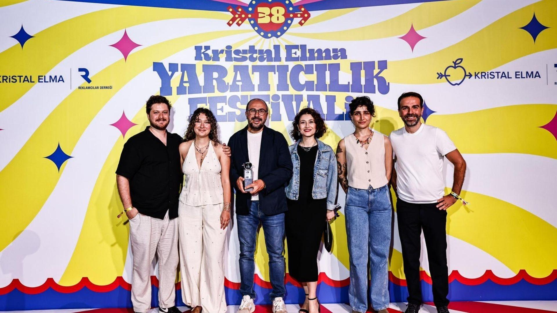 AgeSA, Tamamlayıcı Sağlık Sigortası Kampanyasıyla Kristal Elma’da 4 Ödülün Sahibi Oldu