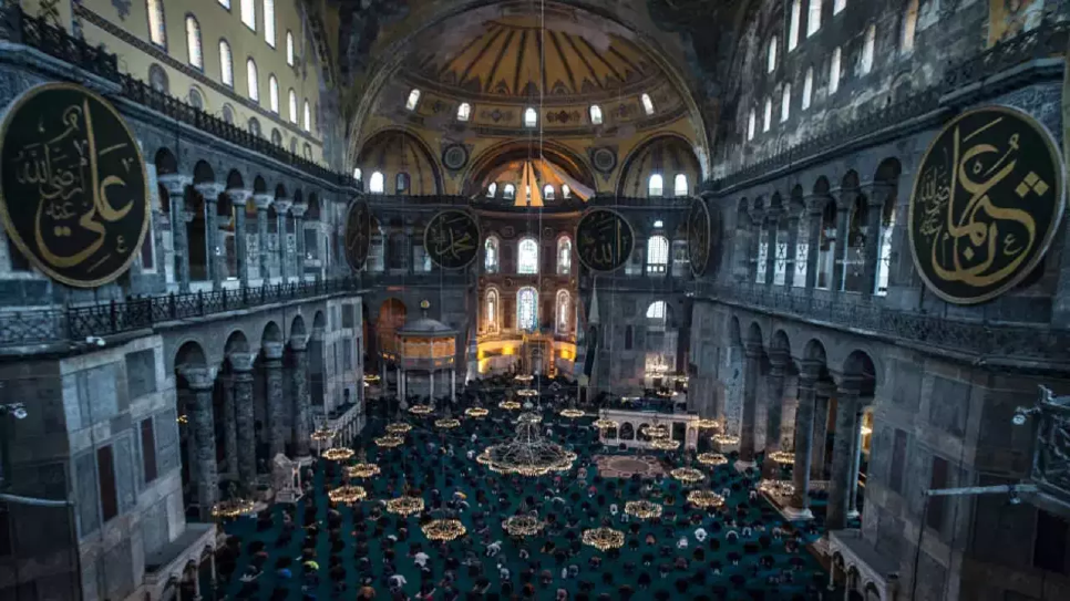 Ayasofya-İ Kebir Camii Ramazan’A Hazır: Dev İskeleler Kaldırıldı, İbadet Alanı Genişletildi!