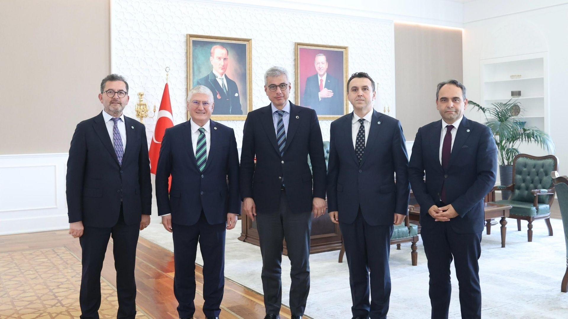TSB yönetiminden Sağlık Bakanı Kemal Memişoğlu’na ziyaret