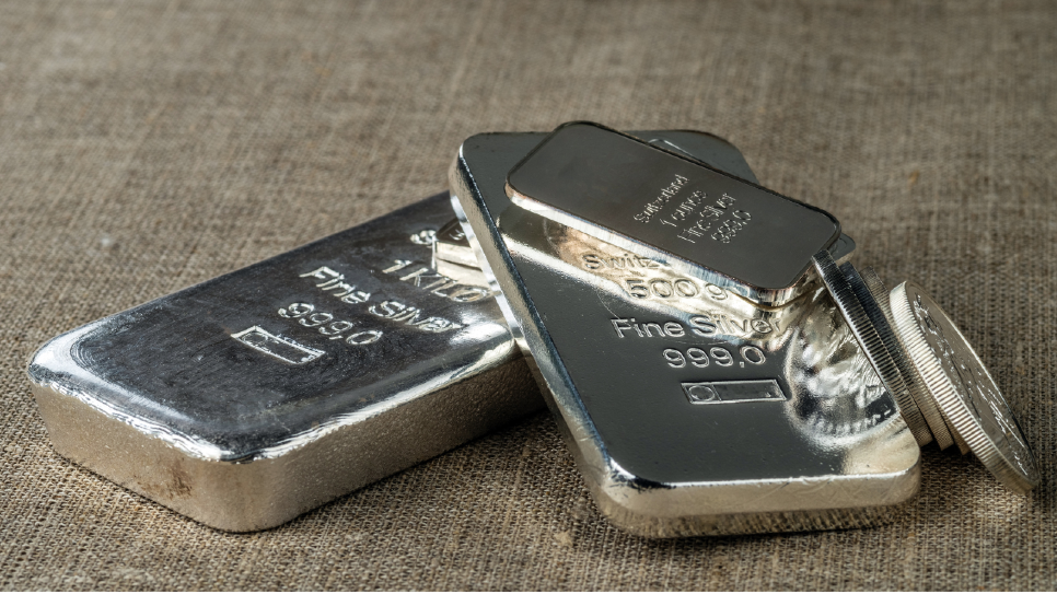 Ağzımda gümüş kaşıkla doğmadım diye üzülmeyin.!