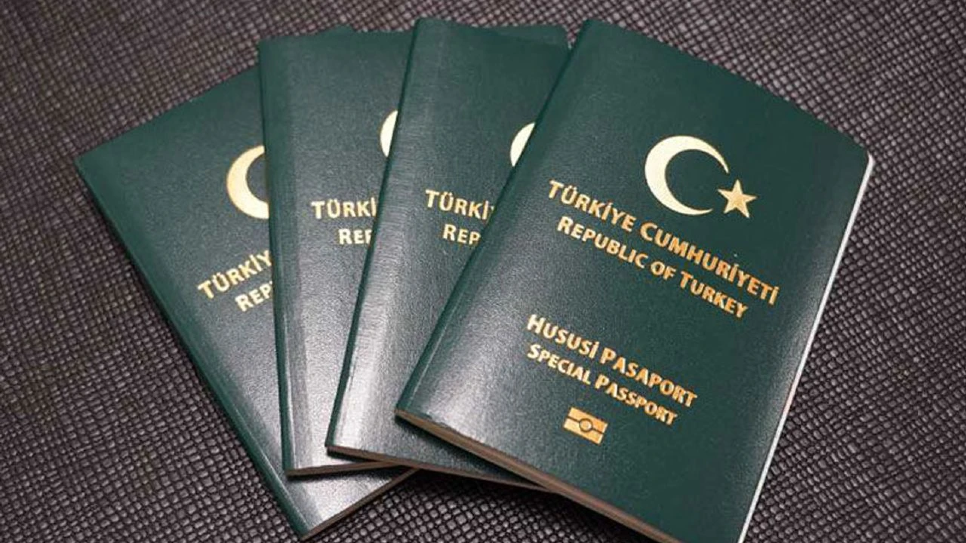 Yeşil Pasaport Müjdesi Yolda: Üç Meslek Grubuna 15 Yıl Kıdem Şartıyla Hak!